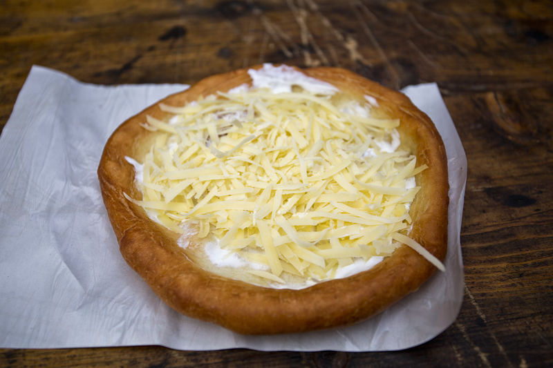 Kefíres lángos